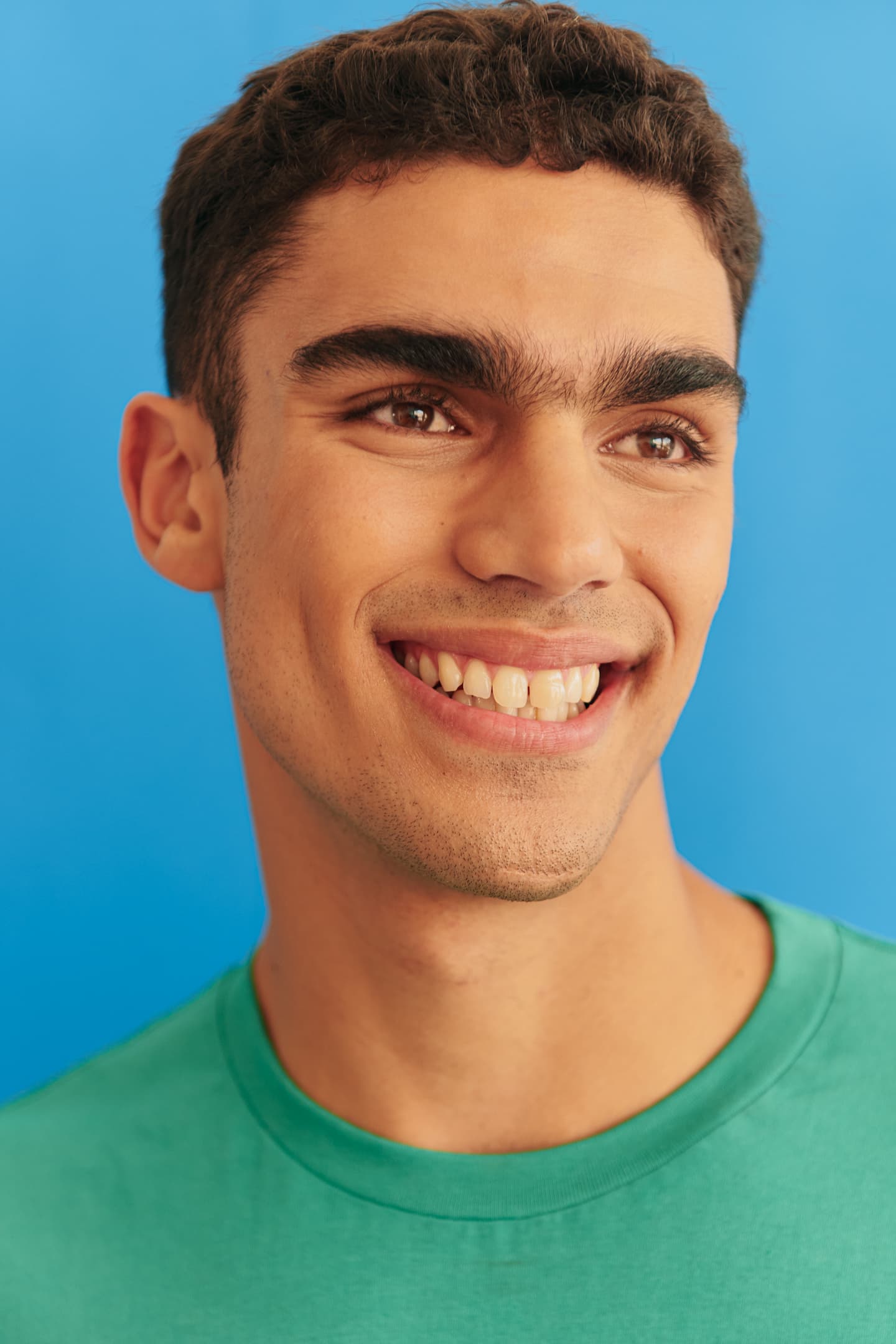 lentes de contato ou aparelho invisivel